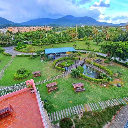 Bed and Breakfast Kenting Avignon Heng-ch'un Exterior foto