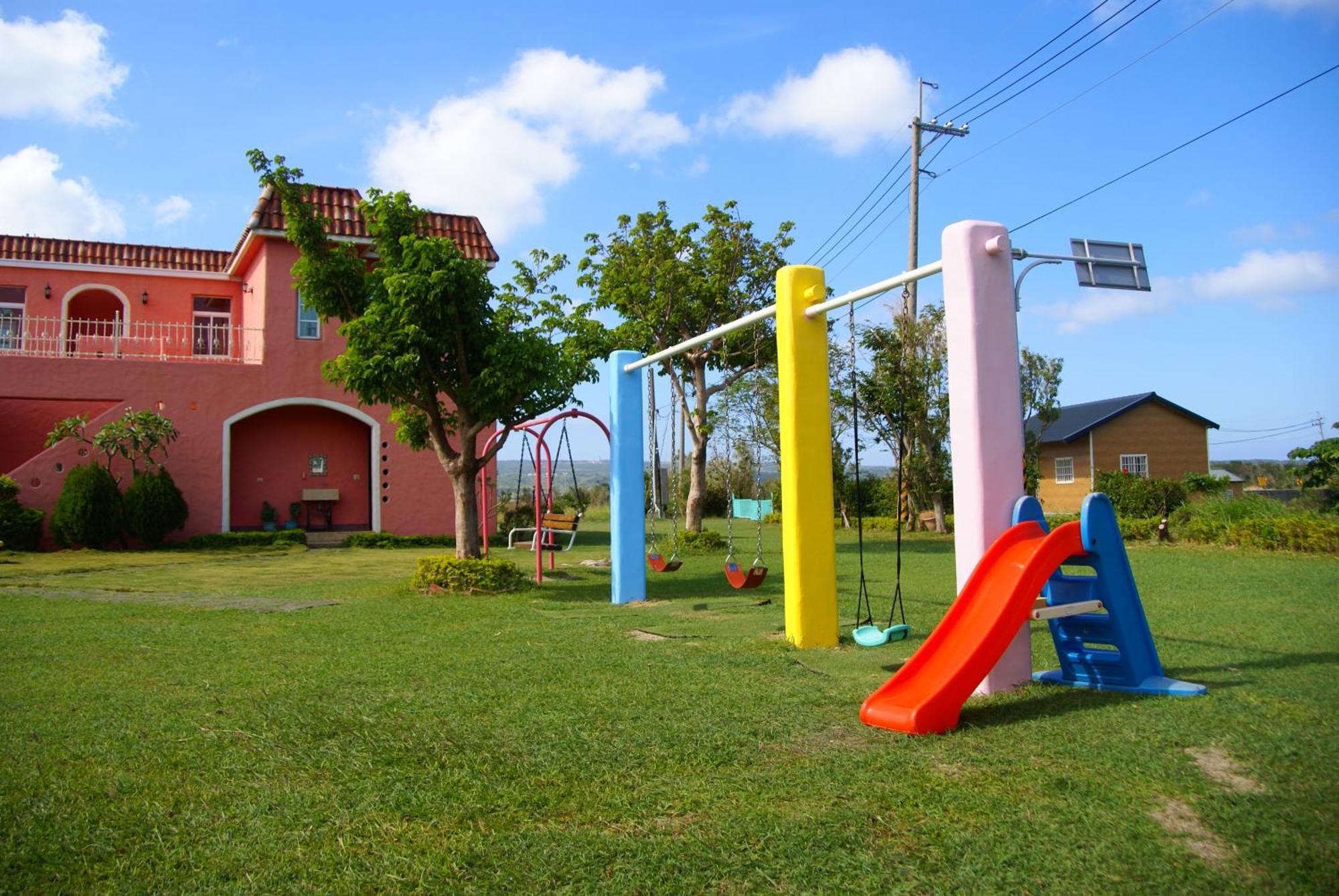 Bed and Breakfast Kenting Avignon Heng-ch'un Exterior foto