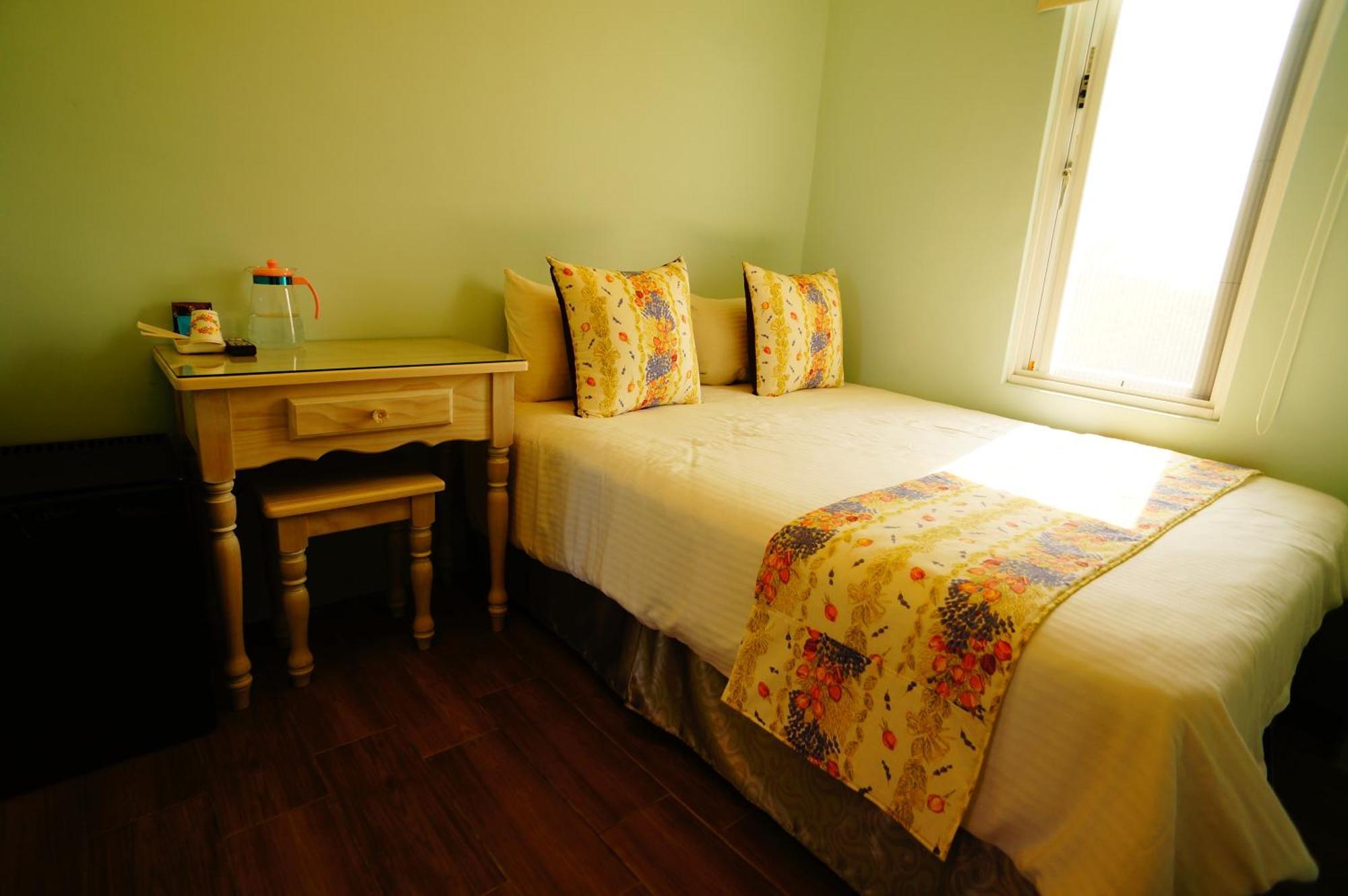 Bed and Breakfast Kenting Avignon Heng-ch'un Exterior foto