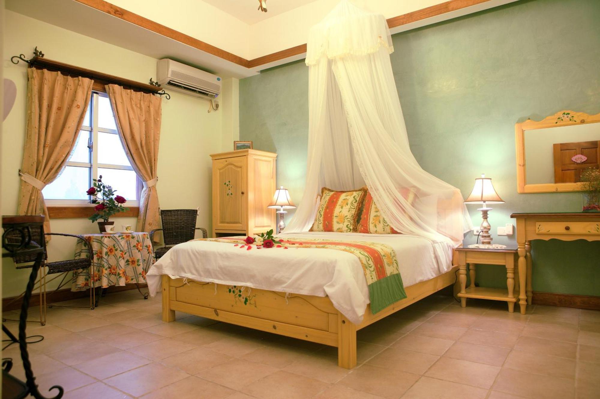 Bed and Breakfast Kenting Avignon Heng-ch'un Exterior foto
