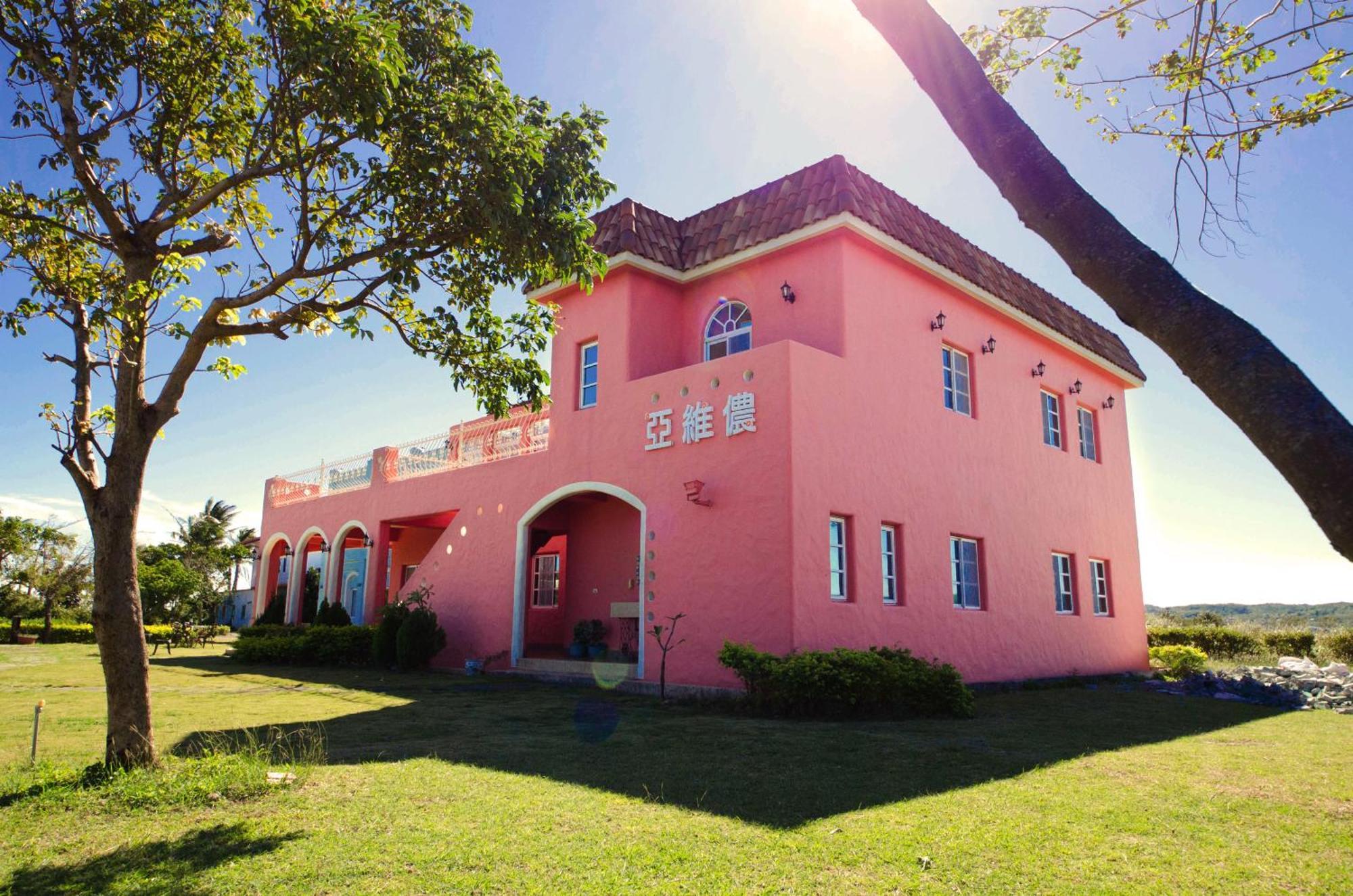 Bed and Breakfast Kenting Avignon Heng-ch'un Exterior foto