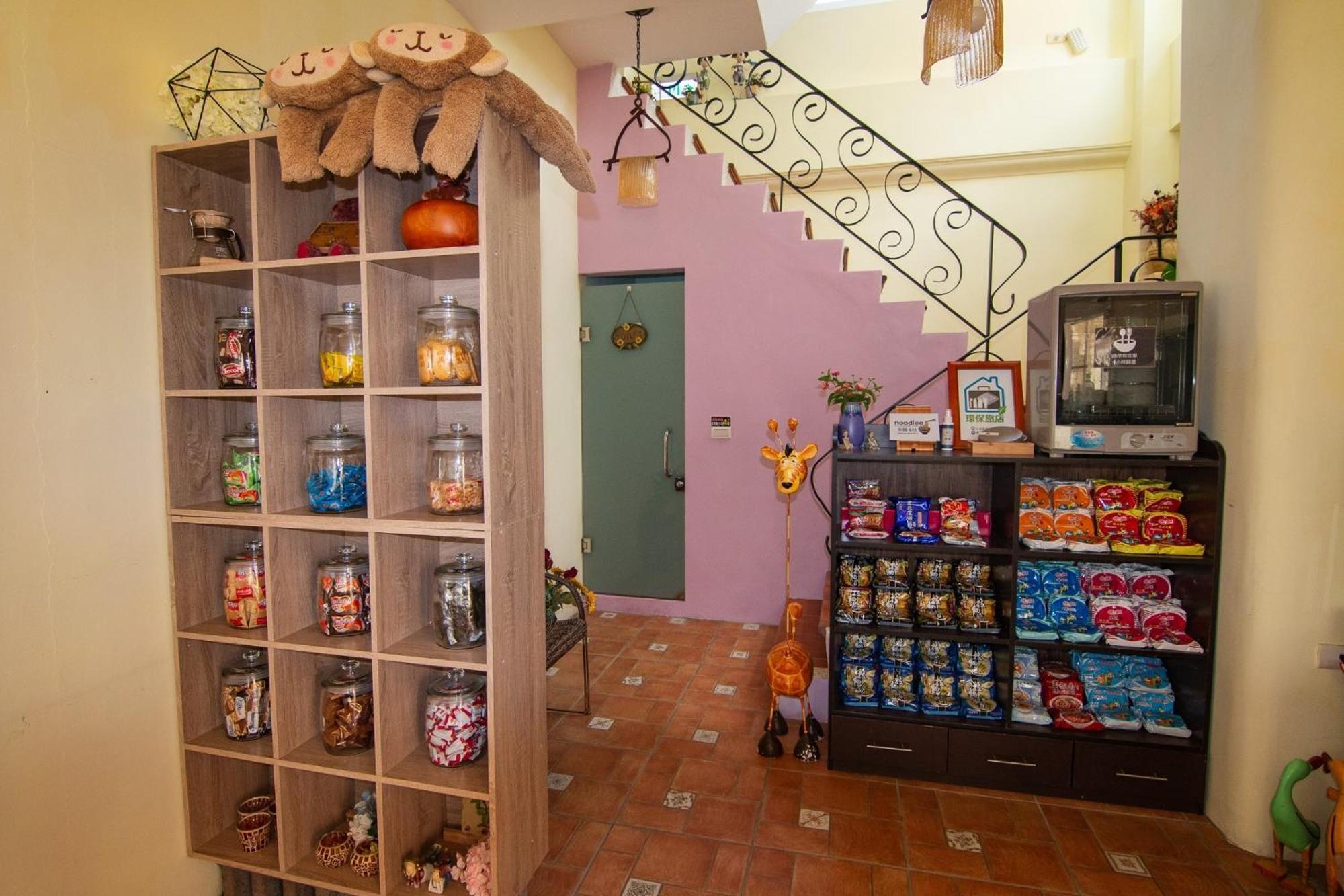 Bed and Breakfast Kenting Avignon Heng-ch'un Exterior foto
