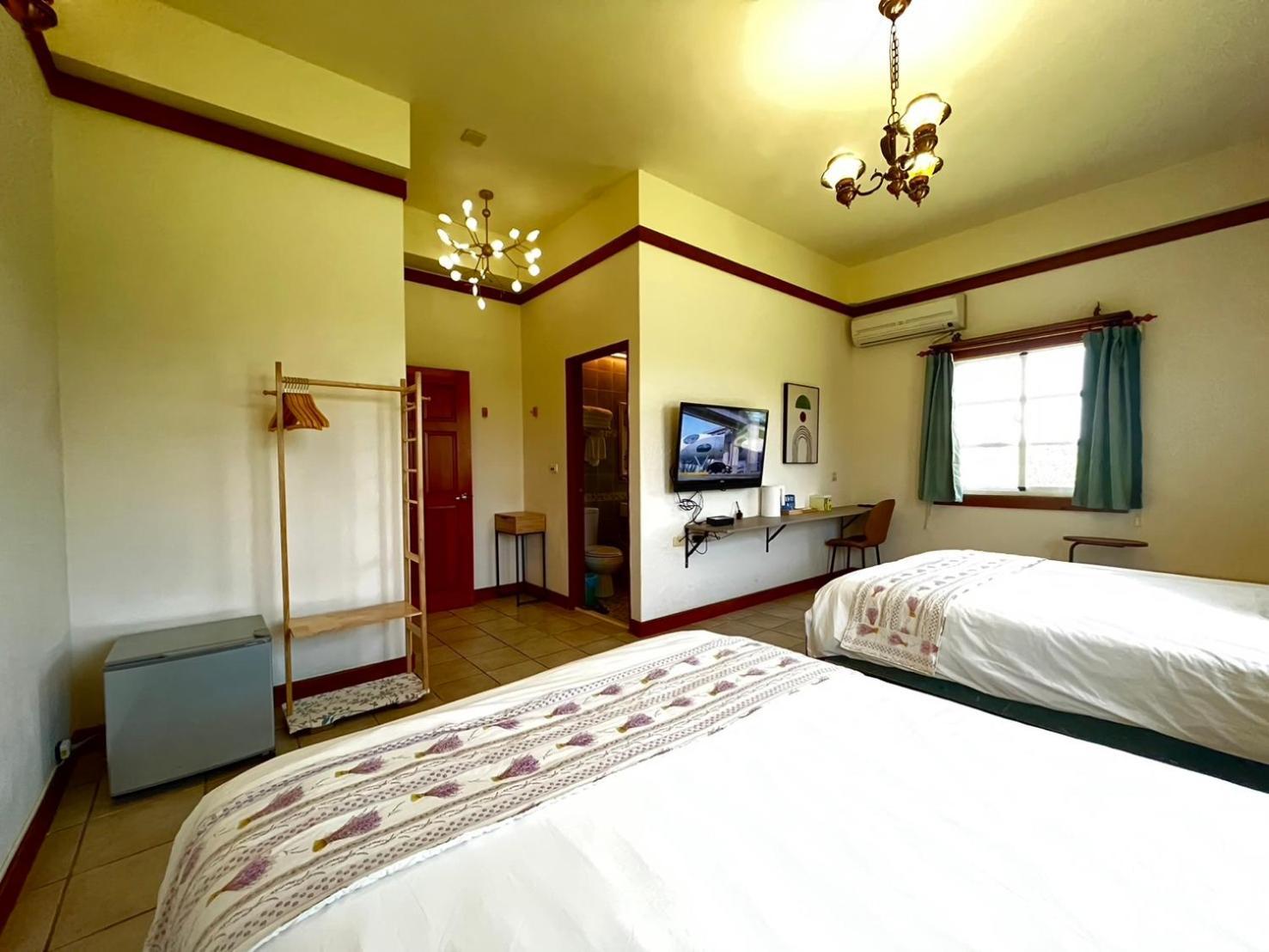 Bed and Breakfast Kenting Avignon Heng-ch'un Exterior foto