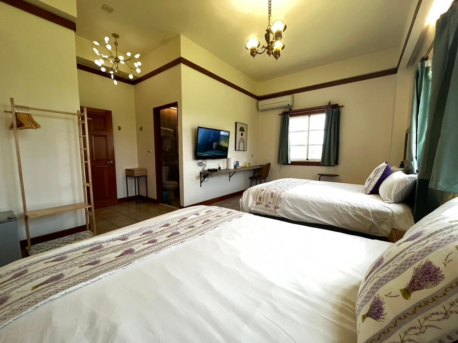 Bed and Breakfast Kenting Avignon Heng-ch'un Exterior foto